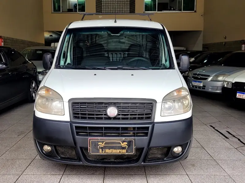 Fiat Doblò Cargo Doblò 1.8 E.torQ Ambulância (Flex)