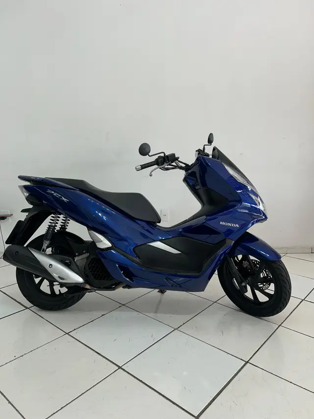Carro Honda PCX 150 2021 DLX ABS