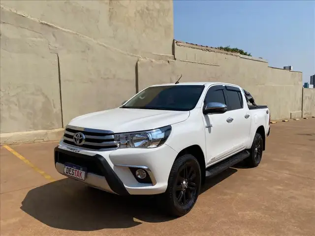 Carro Toyota Hilux Cabine Dupla 2018 Hilux 2.8 TDI SRX CD 4x4 (Aut)