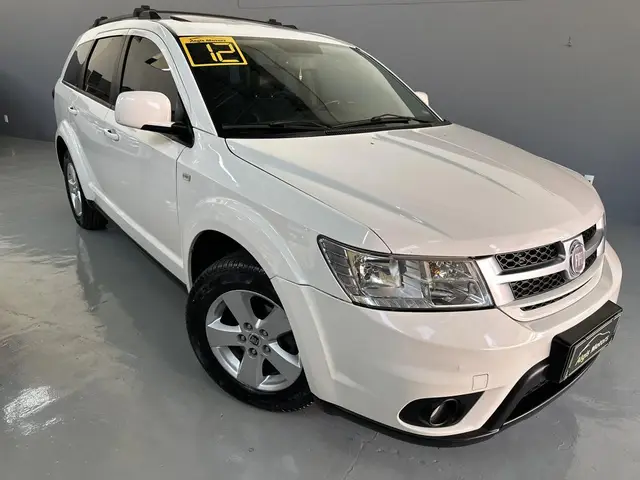 Carro Fiat Freemont 2012 2.4 16V Emotion (Aut)