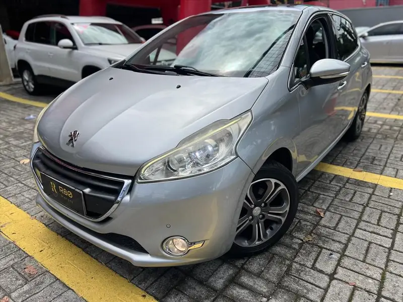 Peugeot 208 Griffe 1.6 16V (Flex) (Aut)