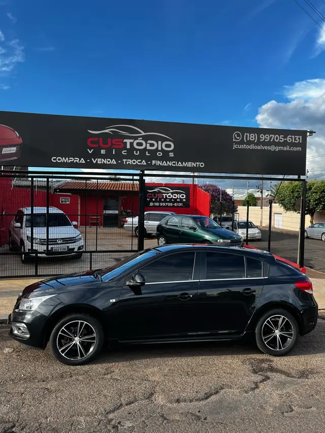 Carro Chevrolet Cruze Sport6 2016 LT 1.8 16V Ecotec (Flex)