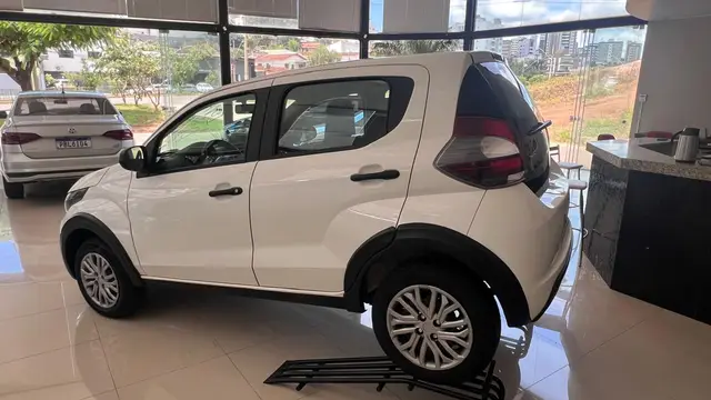 Carro Fiat Mobi 2023 Like 1.0 (Flex)