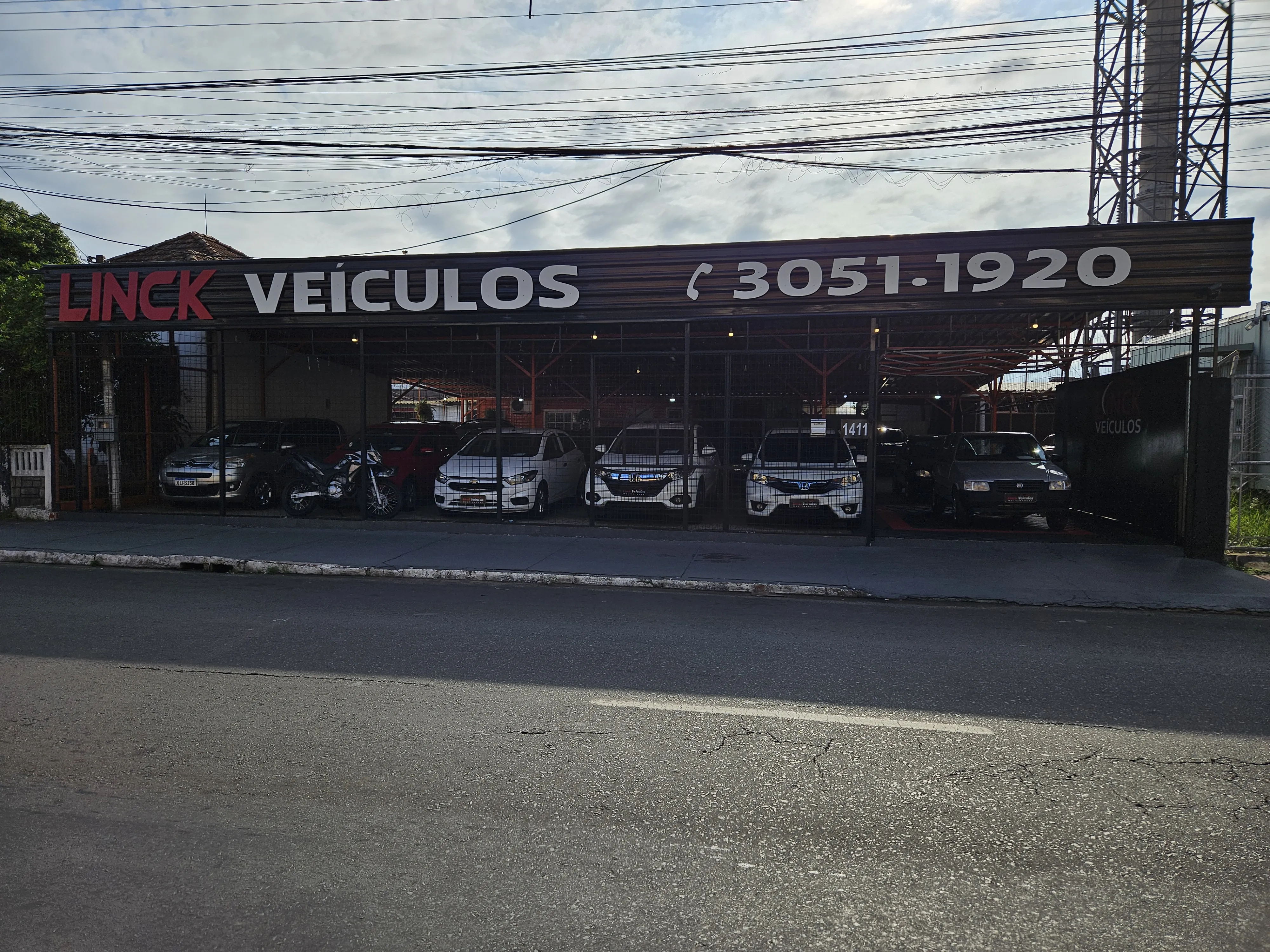 Fachada da loja Linck comercio de Veiculos LTDA - Canoas - RS