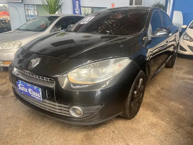 Carro Renault Fluence 2011 2.0 16V Privilege (Aut) (Flex)