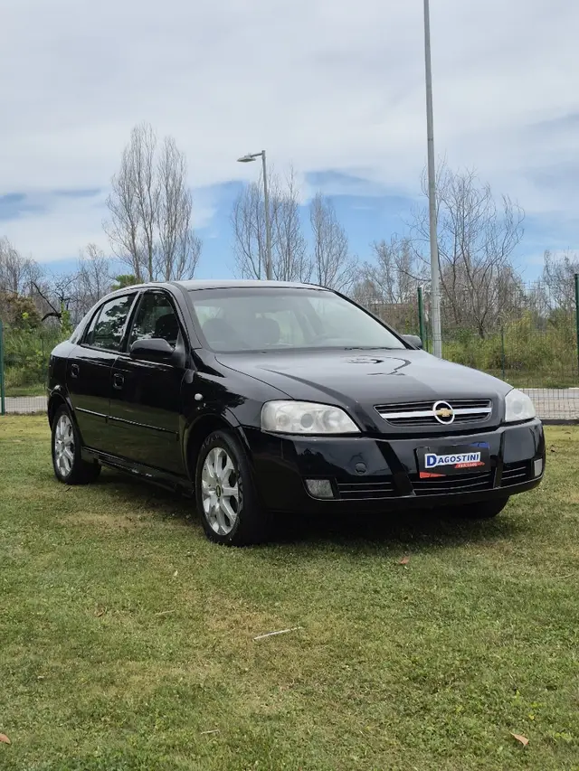Carro Chevrolet Astra Hatch 2010 Advantage 2.0 (Flex)