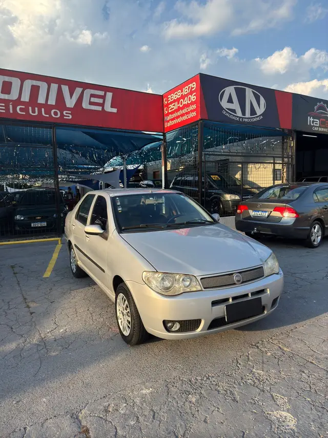 Carro Fiat Siena 2006 ELX 1.4 8V (Flex)
