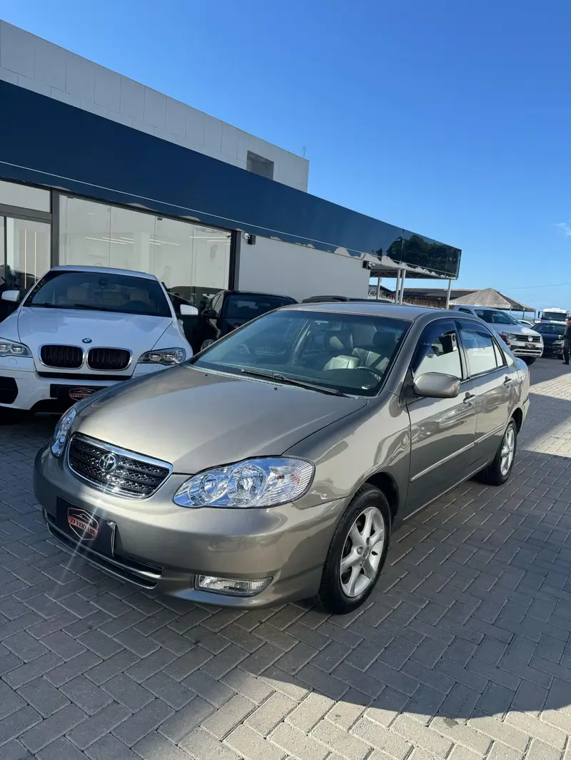 Toyota Corolla Sedan XEi 1.8 16V (nova série) (aut)
