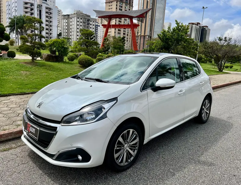 Peugeot 208 Griffe 1.6 16V (Flex) (Aut)