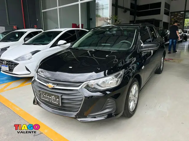 Carro Chevrolet Onix 2023 LT 1.0
