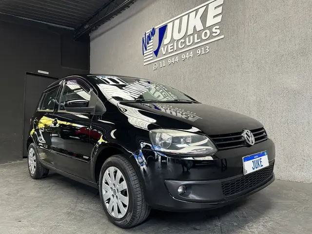 Carro Volkswagen Fox 2011 1.6 8V (Flex)