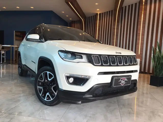 Carro Jeep Compass 2017 2.0 Limited (Aut) (Flex)