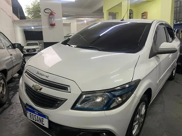 Carro Chevrolet Prisma 2015 1.4 LTZ SPE/4 (Aut)