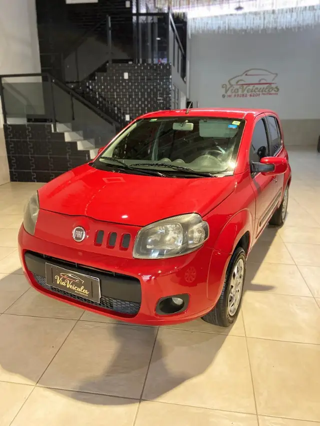 Carro Fiat Uno 2013 ECONOMY Celeb. 1.4 EVO F. Flex 8V 4p