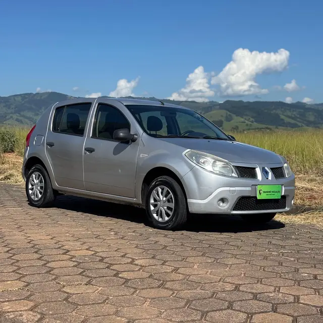 Carro Renault Sandero 2010 Authentique 1.0