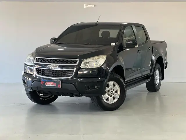 Carro Chevrolet S10 Cabine Dupla 2013 S10 LT 2.8 diesel (Cab Dupla) 4x2