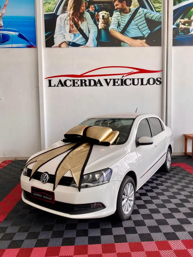 Carro Volkswagen Voyage 2014 1.0 TEC (Flex)