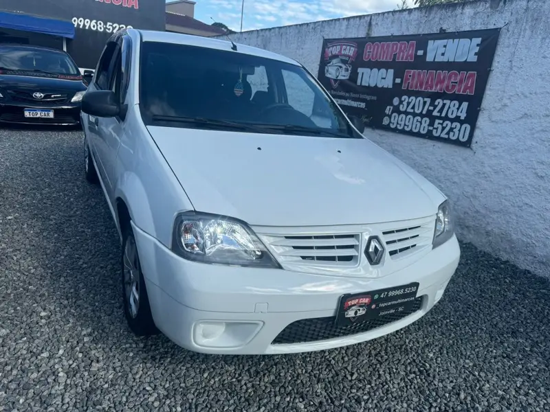Renault Logan Authentique 1.0 16V (flex)
