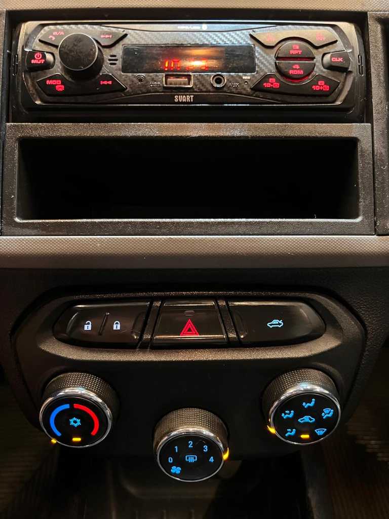 alt=