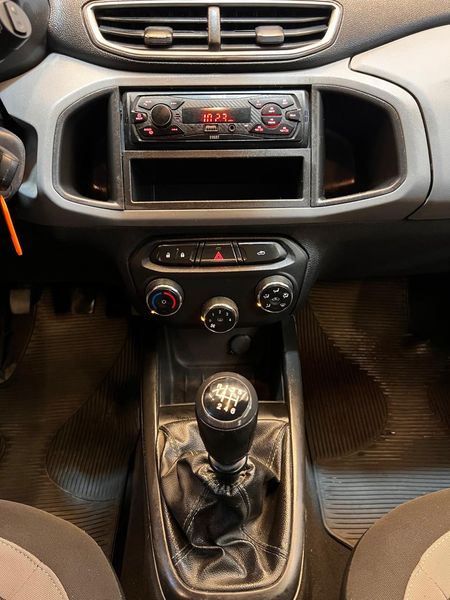 Onix 1.0 LT SPE/4