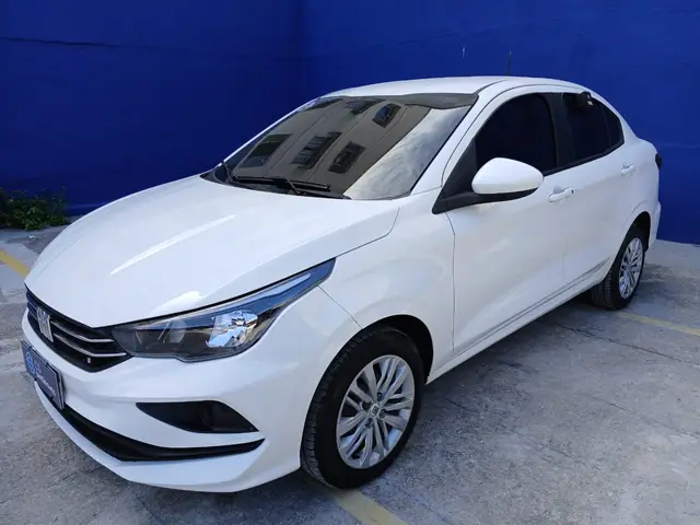 Carro Fiat Cronos 2023 Drive 1.3 (Flex) MT