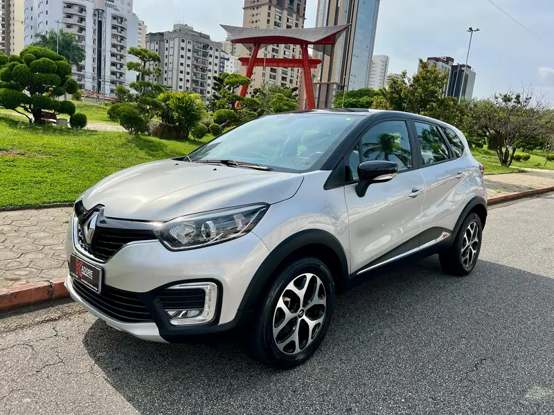Renault Captur Intense 1.6 16v SCe CVT (Flex)