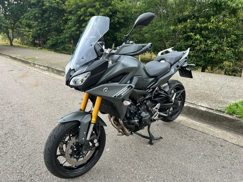 Yamaha MT-09 Tracer