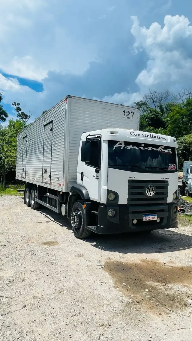 Carro Volkswagen 24.280 2012 Constellation  E DC