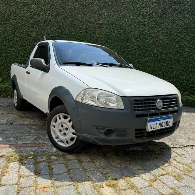 Carro Fiat Strada 2013 Working 1.4 (Flex)