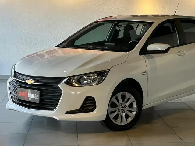 Carro Chevrolet Onix 2022 LT 1.0