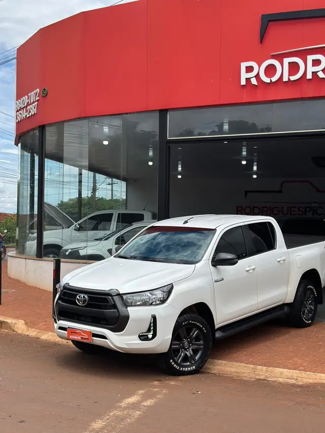 Carro Toyota Hilux Cabine Dupla 2021 SR 2.8 TDI CD 4x4 (Aut)