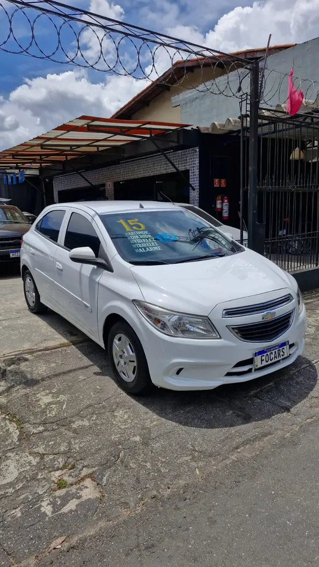 Carro Chevrolet Onix 2015 1.0 LT SPE/4
