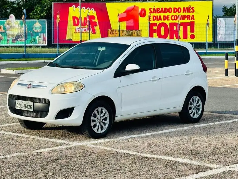 Fiat Palio Attractive 1.0 Evo (Flex)