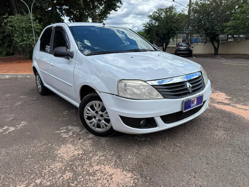 Renault Logan Expression 1.0 16V (flex)
