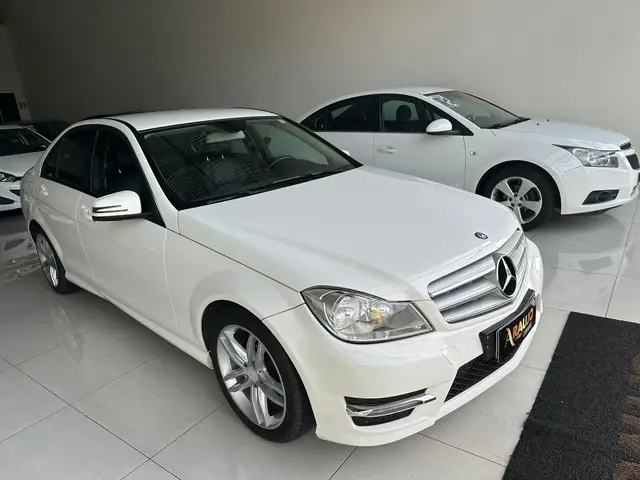 Carro Mercedes-Benz Classe C 2013 C-180 CGI Sport 1.6 TB 16V (Aut.)