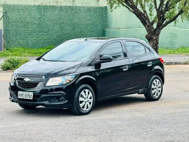 Carro Chevrolet Onix 2015 1.4 LT SPE/4