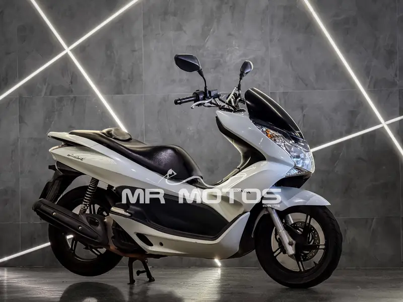 Honda PCX 150 DLX