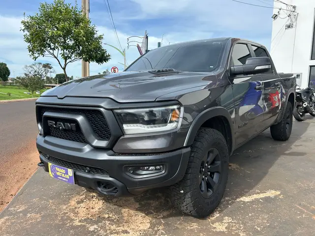 Carro RAM 1500 2022 Rebel 5.7 (Aut.)