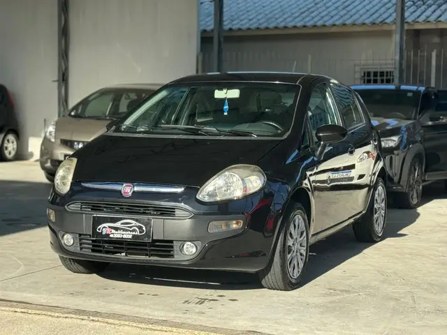 Carro Fiat Punto 2013 Attractive 1.4 (Flex)
