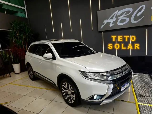Carro Mitsubishi Outlander 2017 2.0 16V CVT