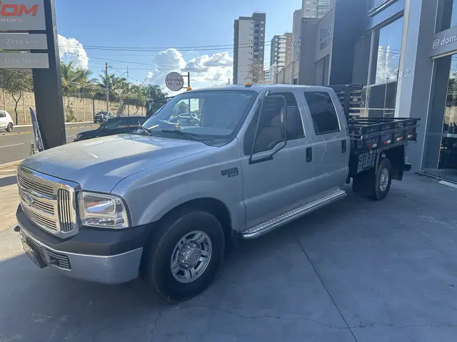 Carro Ford F 350 2011 4X2