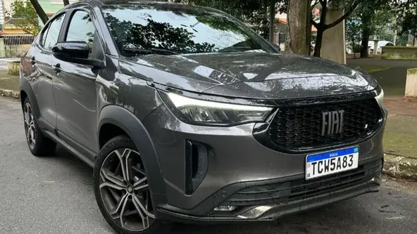 SUV cupê tem desde versão de entrada com menos equipamentos até variantes híbrida e esportiva