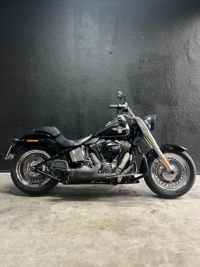 Carro Harley-Davidson Softail 2017 Fat Boy