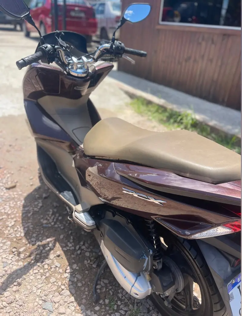 Honda DLX