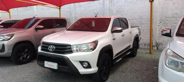 Carro Toyota Hilux Cabine Dupla 2018 Hilux 2.7 SR CD 4x2 (Flex)