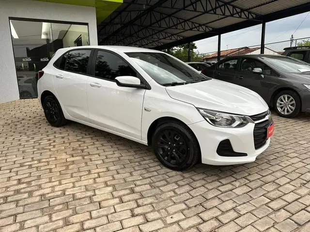 Carro Chevrolet Onix 2021 LT 1.0 (Flex)