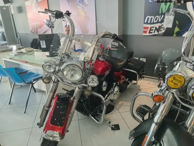 Carro Harley-Davidson Touring 2013 Road King Classic