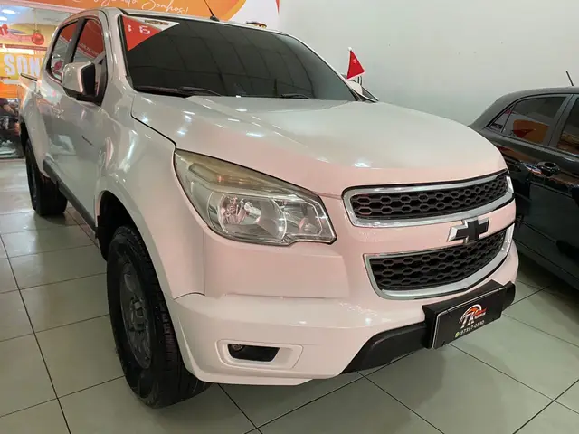 Carro Chevrolet S10 Cabine Dupla 2016 S10 2.4 Advantage (Cabine Dupla)