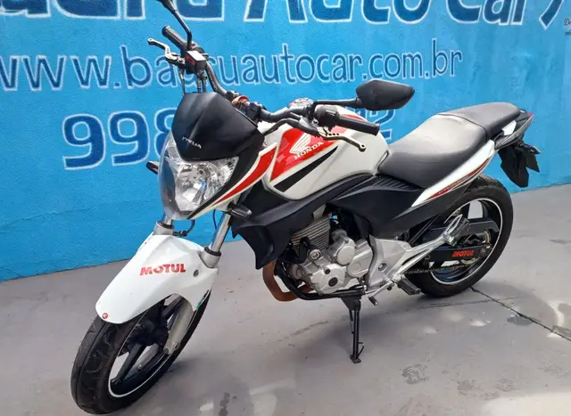 Moto Honda CB 300R 2012 Edição Especial