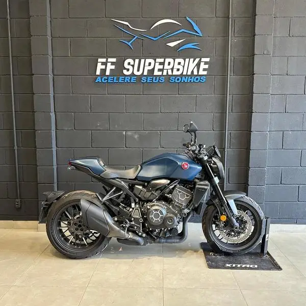 Honda CB 1000R Black Edition